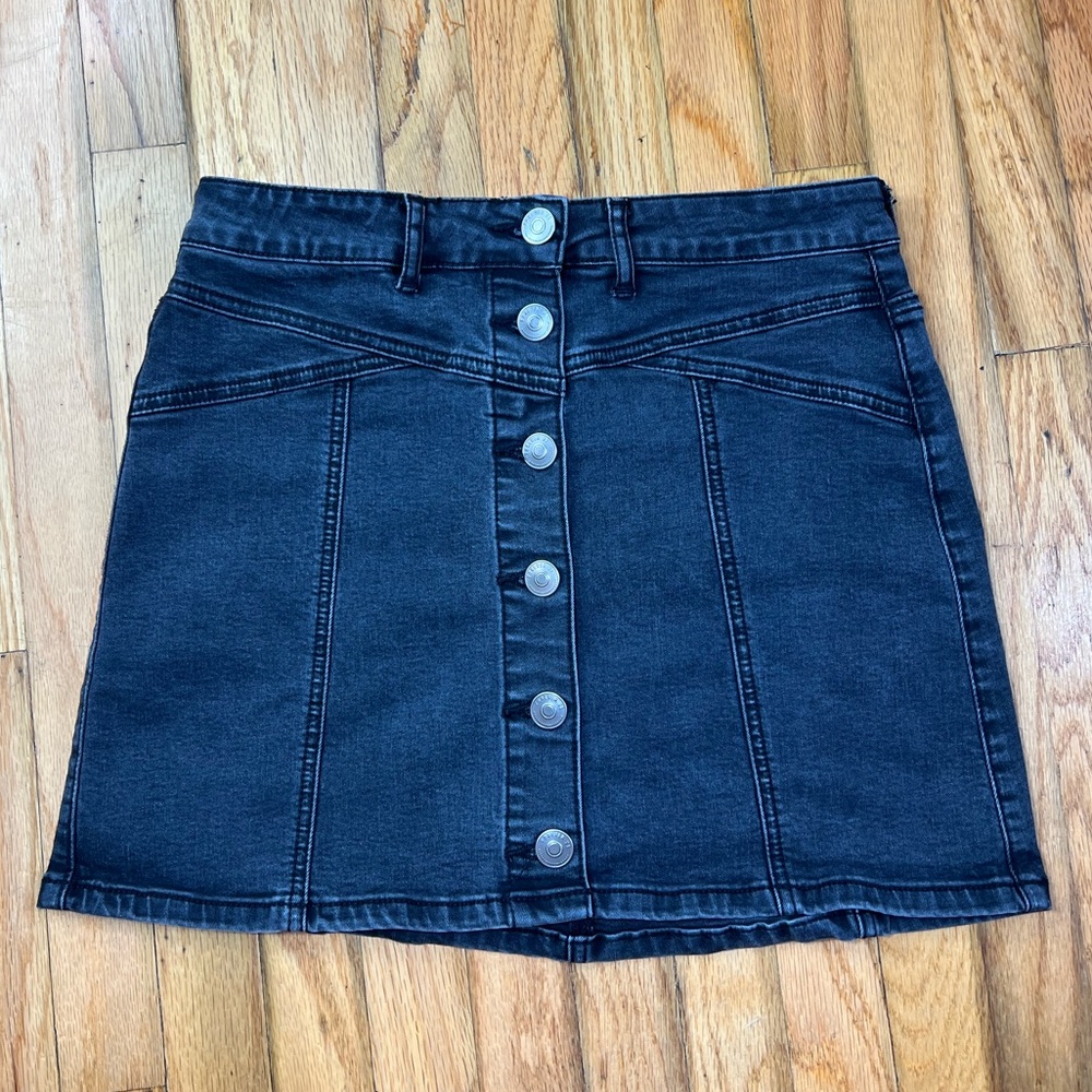Forever 21 Black Denim Button Mini
